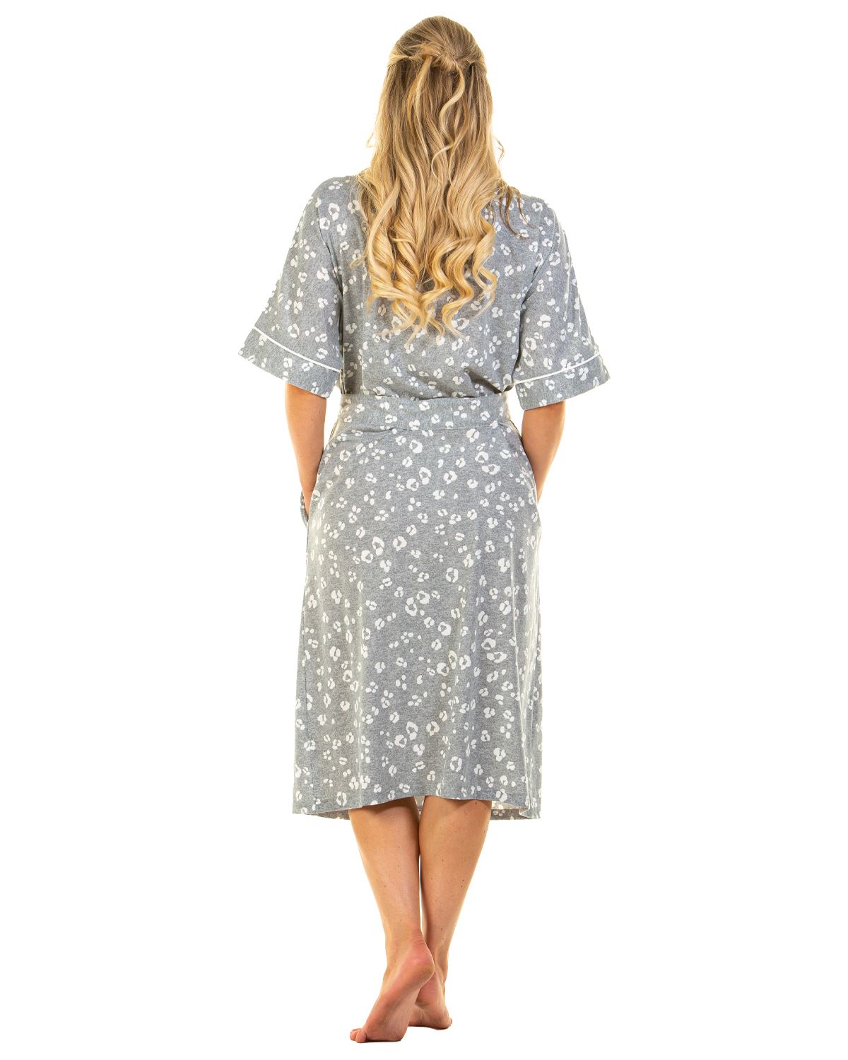 La Marquise Womens Heather Leopard Robe