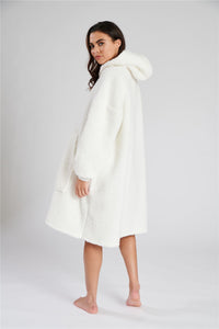 Loungeable Womens Cream Sherpa Oversized Snuggle Hoodie