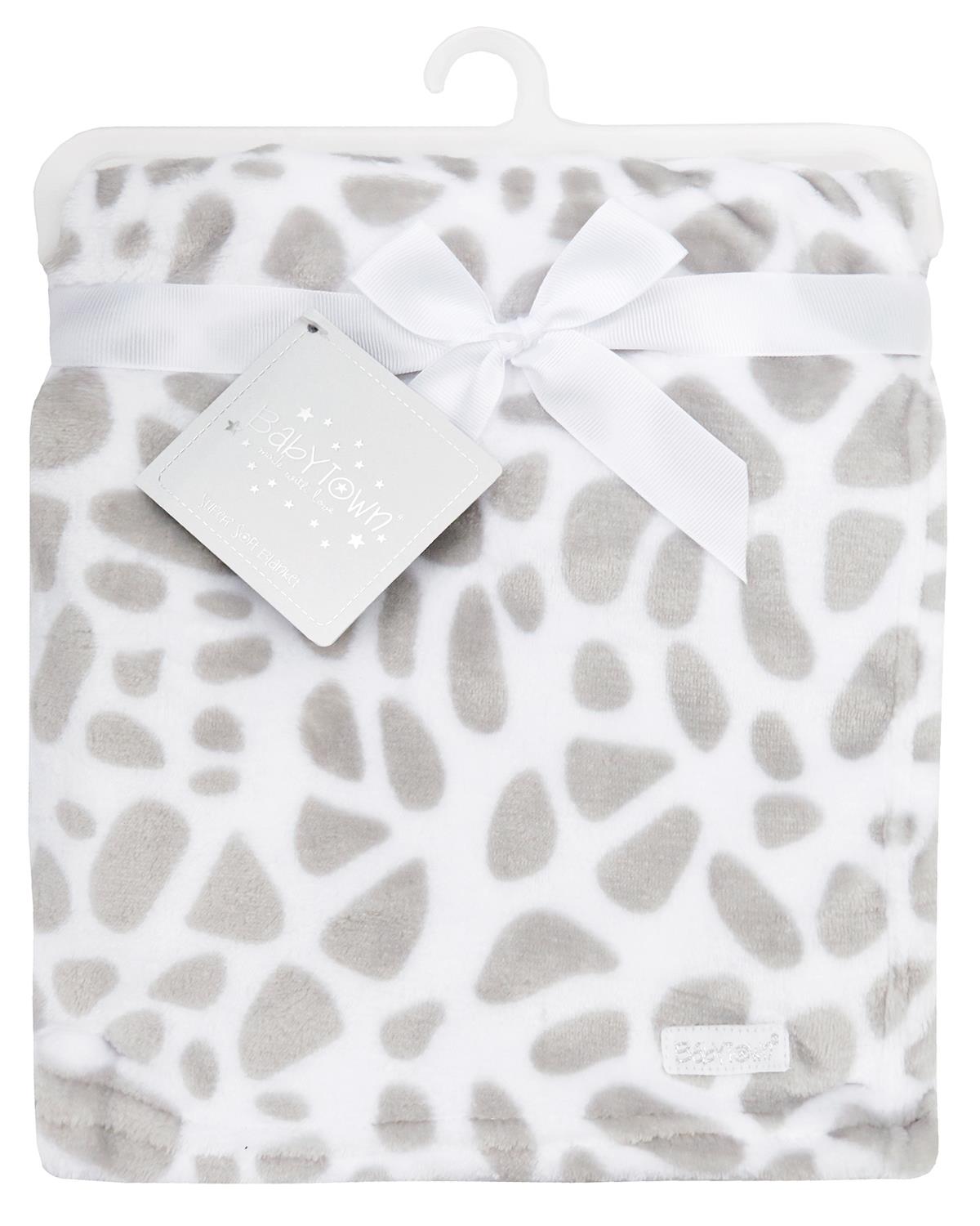 Babytown Giraffe Print Fleece Blanket